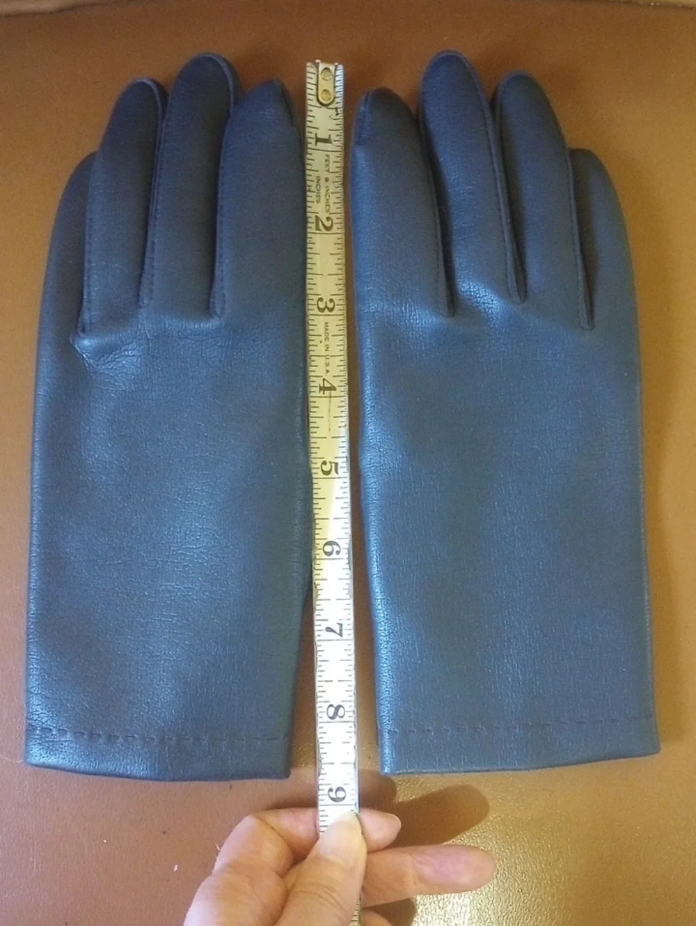 LIKE NEW Vintage Retro Dark Navy Blue Classic Nylon Gloves w/ Lining, Size B